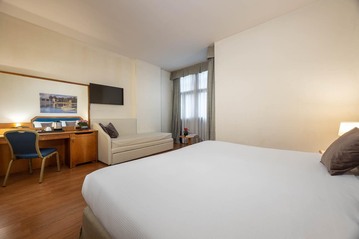 Ih Hotels Milano Eur - Trezzano Sul Naviglio Exterior photo